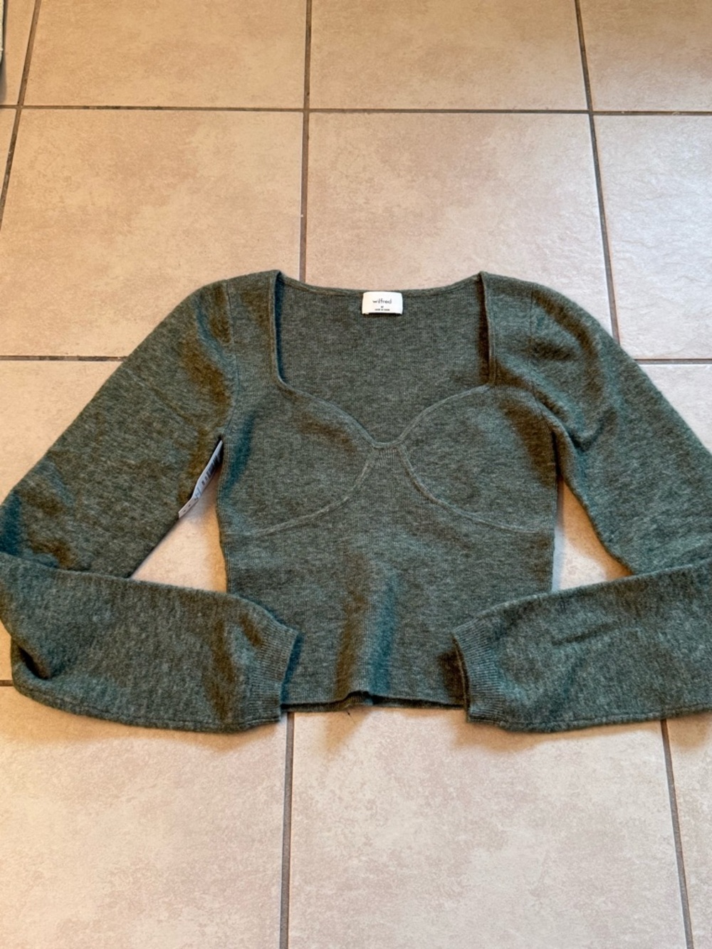 NWT Aritzia Wilfred Greer Sweater